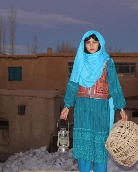 Hazaras' Beautiful 😍 Culture & Style Eid Qorban, Hazara Culture, Hazaragi Dresses, Hazara Dress, Afghanistan Culture, Beautiful Culture, Sikh Quotes, Afghan Dress, Luxury Bus