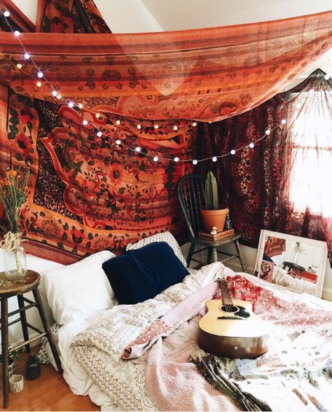 Multiple tapestries hung haphazardly on ceiling and wall.  urbanoutfitters: “Via uosanfrancisco. ” Bohemian Bedrooms, Hippy Room, Bohemian Bedroom Decor, Room Deco, Chic Bohemian, Boho Room, Bohemian Bedroom, Decor Minimalist, Dream Rooms