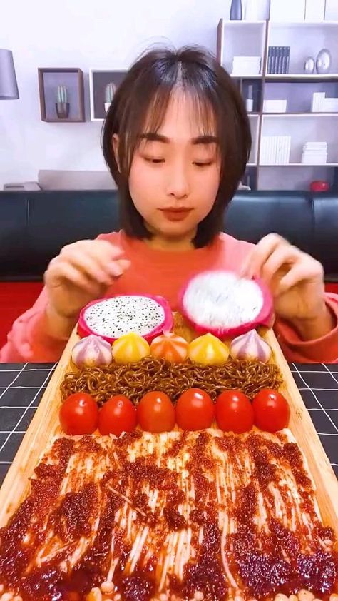 Quick Pasta Recipes, Realistic Cakes, Satisfying Eats, Asmr Food, Kawaii Cooking, Tastemade Recipes, Eating Fast, Spicy Food, Food Vids