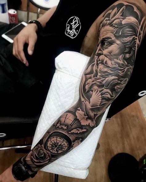 Compass Rose Tattoo, Zeus Tattoo, Quarter Sleeve Tattoos, Rose Tattoo Sleeve, Men Tattoos Arm Sleeve, Cool Arm Tattoos, Men Tattoos, Mythology Tattoos, Greek Tattoos