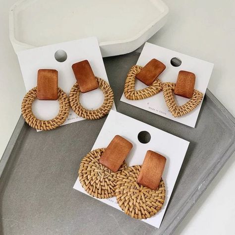 Summer Earring Inspo ~ Rattan Earrings For Rattan Fans Rattan Earrings, Straw Earrings, Clay Idea, Wedding Notes, Geometric Studs, Leather Handbags Women, Handmade Fashion Jewelry, Geometric Circle, Long Drop Earrings