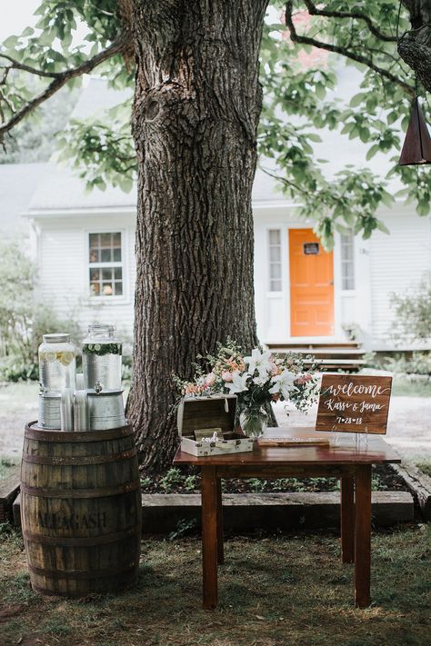 Outdoor Wedding Welcome Area, Outdoor Wedding Welcome Table, Welcome Area Wedding, Reception Entrance Table, Wedding Welcome Area, Welcome Table Wedding Entrance, Wedding Welcome Table, Wedding Theme Color Schemes, Hydration Station