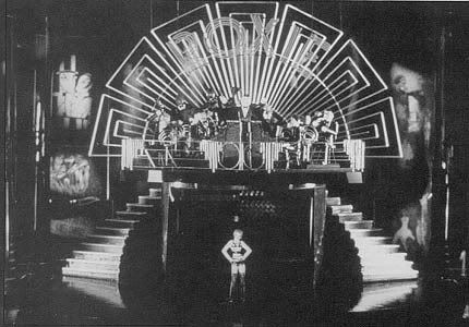 re: PHOTO FLASH! Original 1975 Broadway production of Bob Fosse's CHICAGO! (BroadwayWorld.com) Chicago The Musical Set Design, Cabaret Set Design, Chicago Set Design, 1920s Set Design, Retro Set Design, Different Styles Of Wedding Dresses, Drowsy Chaperone, Styles Of Wedding Dresses, Bugsy Malone