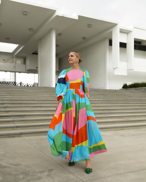 Blair Eadie, Fashion Sites, Colorblock Dress, Colourful Outfits, Mode Inspiration, Outfits Summer, Printed Maxi Dress, Colorful Fashion, Modest Fashion