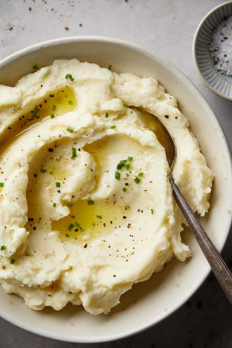 Cooking Mashed Potatoes, Creamy Mash, Potato Ricer, Mashed Potato Recipes, Mango Recipes, Creamy Mashed Potatoes, Entertaining Ideas, Food Staples, Potato Recipes