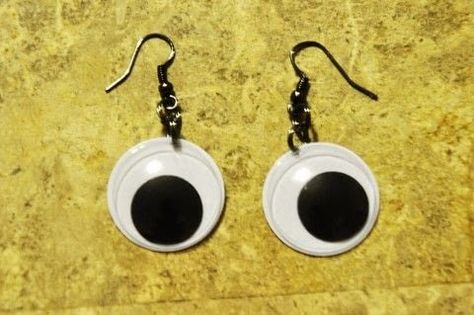 Googly Eye Earrings, Weird Earrings Aesthetic, Jewelry For Teens, Silly Earrings, Eyeball Earrings, Lesbian Earrings, Crazy Earrings, Weird Earrings, Vintage Diamond Earrings