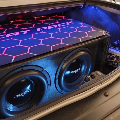 I see that little @4xspower powerplant peaking @tymewonttell 👀 Glad you went with the best 💪 PS: Love that subwoofer box top plate 😍 🛒 bassheadboxes.com ☑️ THE place for #BASS 📮 Fast FREE shipping - CONT US #carstereo #caraudiofab #caraudio #bassheadboxes #repost Car Speaker Box, Stereo Idea, Custom Subwoofer Box, Custom Speaker Boxes, Luxury Mobile Homes, Diy Subwoofer, Car Subwoofer Box, Custom Car Audio, Sound System Car