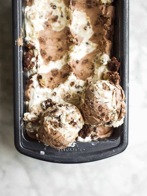 No-Churn Half Baked Ice Cream by Wood and Spoon blog. This is a simple no churn ice cream copycat recipe of the famous Ben and Jerry's Half Baked Ice Cream. With swirls of chocolate and vanilla ice cream, eggless cookie dough pieces, and bits of baked brownies, this is the perfect treat for cookie and brownie lovers. Learn how simple no churn cookie dough ice creams are on thewoodandspoon.com Half Baked Ice Cream, Baked Ice Cream, Ice Cream Cookie Dough, Eggless Cookie Dough, Ice Lollies, Cookie Dough Ice Cream, Summer Baking, Ice Cream Print, No Churn Ice Cream