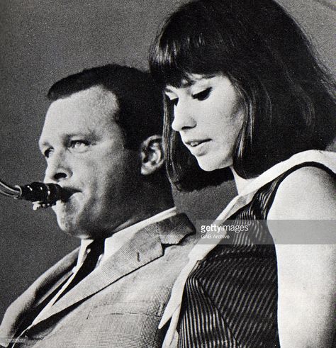 Astrud Gilberto, Bossa Nova Music, Jazz Saxophonist, Music Study, Sing Sing, Editorial Photos, Live Jazz, Jazz Art, Jazz Artists