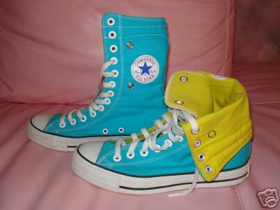 Fold down x hi tops from Converse. Converse Hi, Vintage Memory, Converse Sneakers, Best Sneakers, 80s Fashion, Dream Clothes, Converse Shoes, Converse High Top Sneaker, Converse Chuck Taylor High Top Sneaker