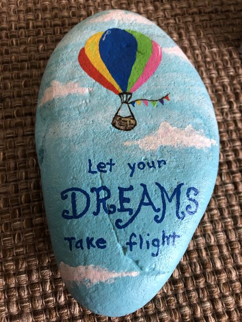 Hot Air Balloon Painted Rocks, Hot Air Balloon Rock Painting, Hot Air Balloon Painting, Balloon Painting, Rock Painting Art, Air Balloons, Indoor Activities, Painted Stones, Hot Air Balloon