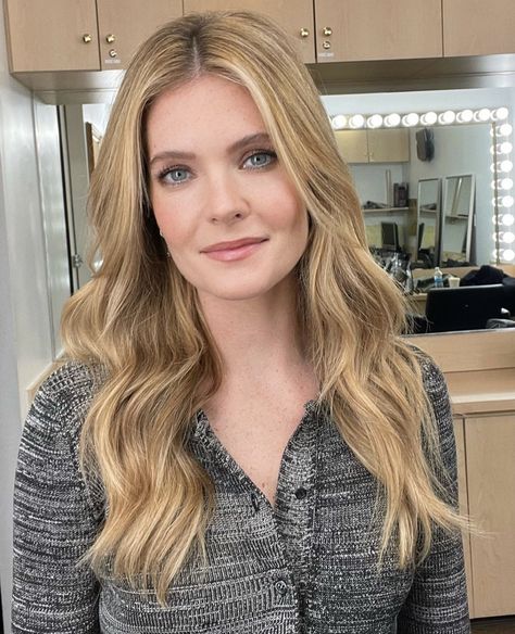 Megan Fahey, Meghan Fahy Hair, Good Apple Foundation, Apple Foundation, Foundation Balm, Meghann Fahy, Blonde Hair Colour Shades, Best Hair Color Ideas, The Best Hair Color