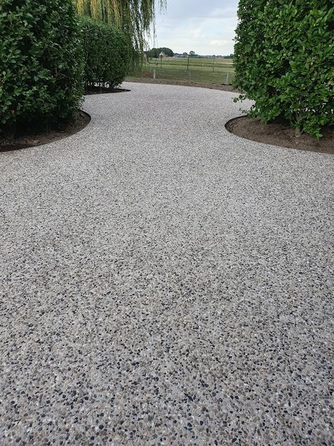 Grey Aggregate Driveway, Paver Path, Concrete Pathway, Mountain Home Interiors, Pavement Design, Granite Paving, Side Yard Landscaping, Pathway Landscaping, Gravel Driveway