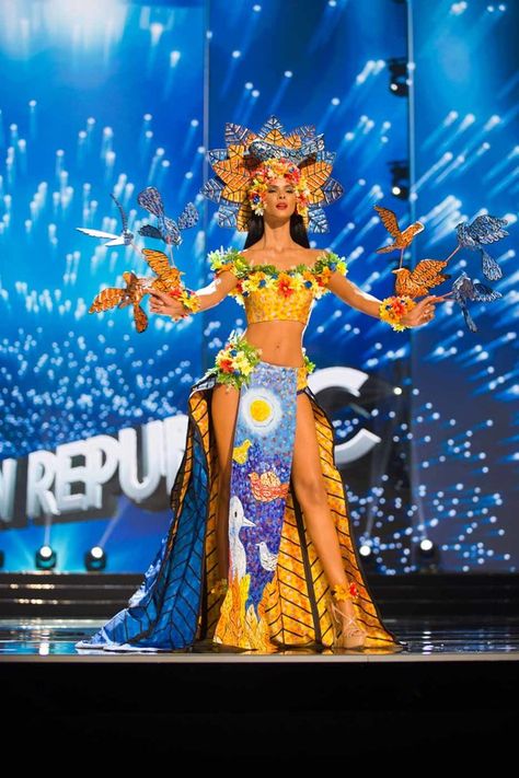 Sal Garcia, Miss Dominican Republic 2016 Miss Dominican Republic, Miss Universe Costumes, Miss Universe National Costume, Miss Colombia, Pageant Costumes, Carnival Fashion, Pageant Wear, Recycled Dress, Rave Costumes