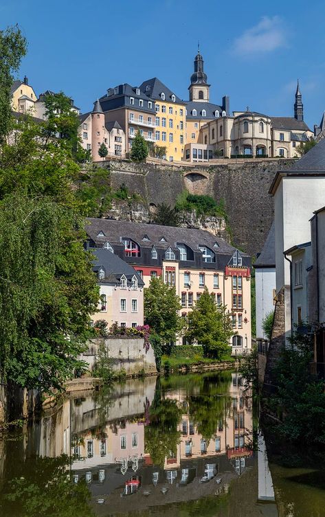 00s Aesthetic Wallpaper, Luxembourg City, Walled City, High Angle, Travel Images, Free Hd Wallpapers, Old City, Luxembourg, Quince