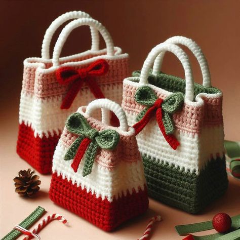 Crochet Bag Christmas, Christmas Bag Crochet, Crochet Christmas Bags, Crochet Christmas Bag, Christmas Crochet Bag, Different Point Of View, Christmas Crochet Patterns Free, Cute Santa Claus, Crochet Doll Tutorial