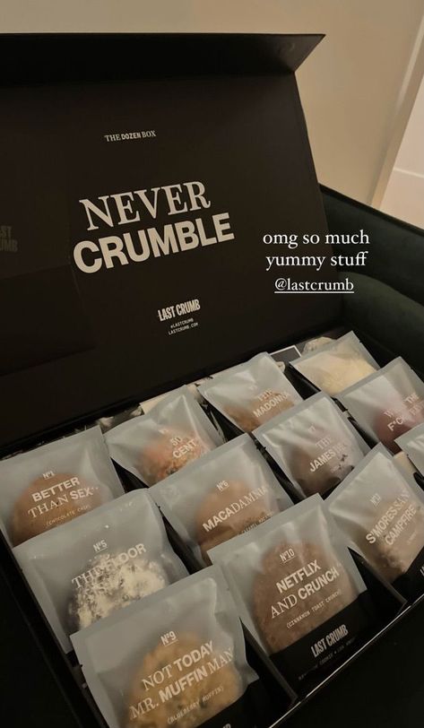 Dessert Packaging Design, Millennial Memes, Brownie Packaging, Thirty Af, Bakery Packaging Design, Bake Sale Packaging, Kue Macaroon, Crumble Cookies, Cookies Branding