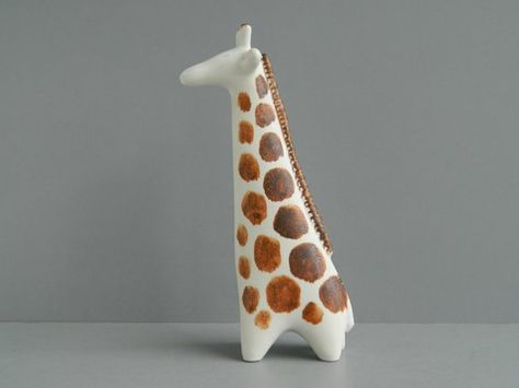 Ceramic Giraffe, Butterfly Wall Art Diy, Vasos Vintage, Porcelain Dolls For Sale, Giraffe Figurine, Mcm Style, Ceramic Wall Decor, Arabia Finland, Cement Crafts