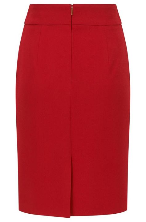 Red Hugo Boss pencil skirt - the BOSS 'Vasela' slim-fit pencil skirt in structured crepe (£169). This contemporary design features brushed-hardware press buttons at the waistband. Queen Letizia of Spain attends the 10th Anniversary of 'Microfinanzas BBVA' at the BBVA Bank Foundation on May 29 2017 in Madrid, Spain. Pencil Skirt Diy, Pencil Dress Outfit, Black Dress Outfit Casual, Pencil Skirt Fashion, Pencil Skirt Pattern, Pencil Skirt Work, Pencil Skirt Casual, Fab Dress, Pencil Skirt Outfits