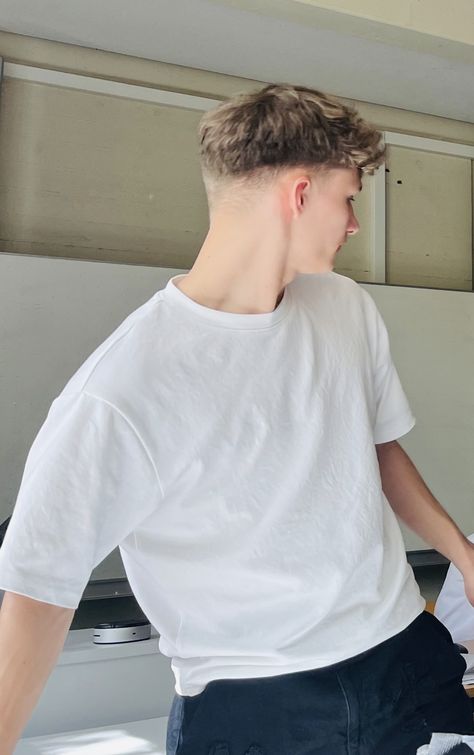 French Crop, Haircut Inspo, Crop Haircut, Crop Hair, Men Hair Color, Men Haircut Styles, Hair 2024, French Cut, Teenage Boys