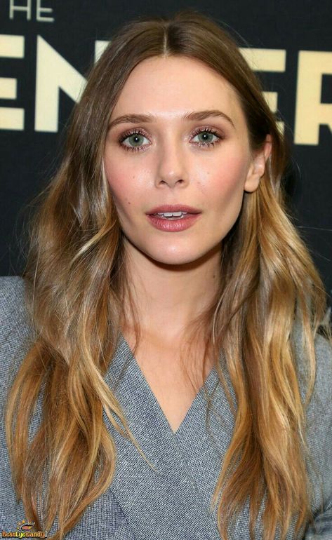 Elizabeth Hayes [Walden] : 19/2/1989 (Elizabeth Olsen) Green Eyes, Blonde Hair 168 Olsen Hair, Elizabeth Olsen Scarlet Witch, Jordyn Jones, Amanda Seyfried, Elizabeth Olsen, Long Bob, Hair Envy, Messy Hairstyles, Cut And Style