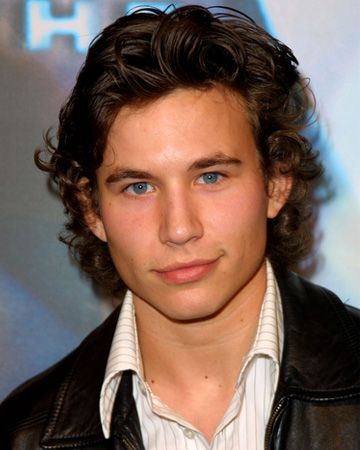 Jonathan Taylor Thomas -  Oh the days he plastered my walls as a young girl! Jonathan Taylor Thomas, Step Up Revolution, Jonathan Taylor, Bedroom Walls, Man Candy, Good Looking Men, Net Worth, Celebrity Crush, Actors & Actresses