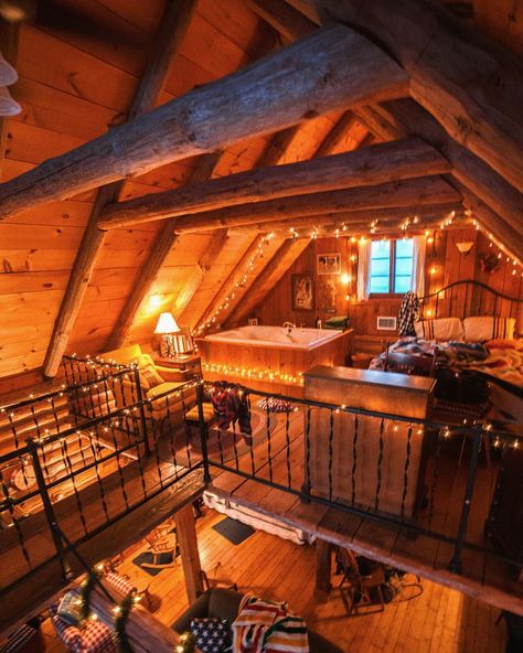 The loft/bedroom area // Cabin in Wisconsin Cabin Loft, Decoration Pictures, Log Cabin Ideas, Small Log Cabin, Loft Bedroom, Cabin Interiors, Attic Bedroom, Log Cabin Homes, A Frame House