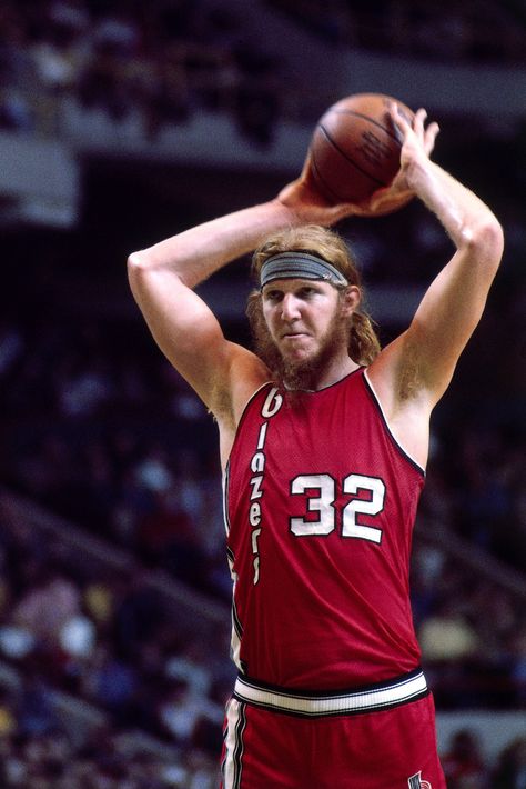 Bill Walton Pays Tribute to Nikola Jokics Flow Portland Blazers, Bill Walton, Funny Basketball, Basketball Memes, Vintage Basketball, Red Jersey, Portland Trail Blazers, Nba Legends, Nba Stars