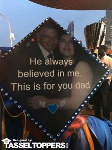 Dad Memorial Quotes, Grad Photo Ideas, Diy Grad Cap, Graduation Cap Ideas, College Grad Cap Ideas, Grad Cap Decorated, Graduation Cap Decoration Diy, High School Graduation Cap, College Graduation Cap Decoration