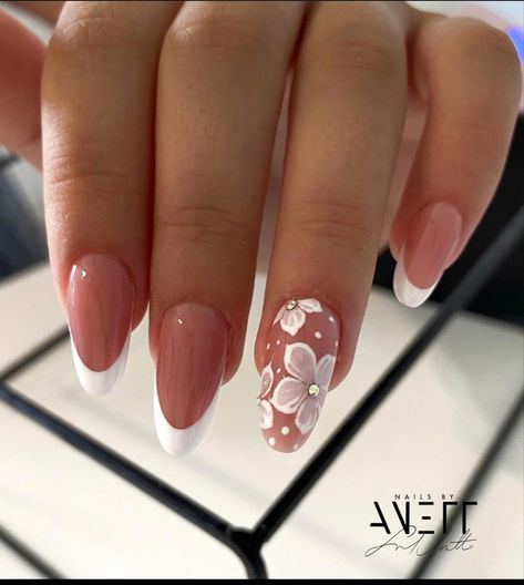 Slay Nails, French Manicure Nails, Fancy Nails Designs, Simple Gel Nails, Girly Acrylic Nails, French Tip Acrylic Nails, Work Nails, Pretty Nail Art Designs, Bride Nails