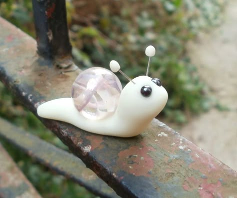 Snail Diy, Polymer Clay Kunst, Dark Marble, Polymer Clay Fairy, Clay Fairies, Clay Diy Projects, Clay Crafts Air Dry, Polymer Clay Diy, Polymer Clay Animals