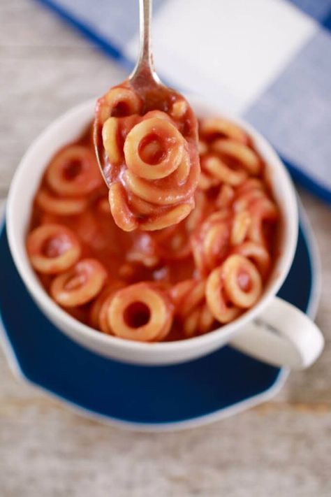 Homemade Spaghettios, Mug Meals, Microwave Mug Recipes, Cooking Poster, Microwave Meals, Microwave Mug, Cooking Recipes For Dinner, Bigger Bolder Baking, Homemade Spaghetti