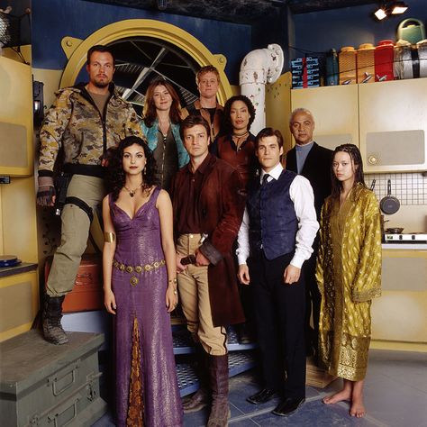 Firefly - Full Crew: Jayne, Kaylee, Wash, Zoe, Mal, Booke, River, Simon, Inara. :) Firefly Cast, Firefly Series, Firefly Tv Series, Adam Baldwin, Serenity (firefly), Summer Glau, Gina Torres, Morena Baccarin, Firefly Serenity