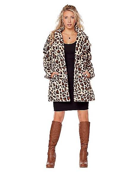 Beth Costume Kit - Yellowstone - Spirithalloween.com Beth And Rip Halloween Costumes, Rip And Beth Yellowstone Costume, Yellowstone Halloween Costume, Yellowstone Costume Ideas, Beth Dutton Halloween Costume, Cheetah Costume Women, Yellowstone Costume, Beth Dutton Style, Cheetah Costume