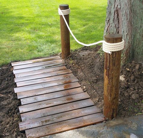 Diy Shore Pilings, Beach Inspired Backyard, Nautical Backyard Ideas, Nautical Landscaping Ideas, Beach Yard Ideas, Backyard Beach Diy, Nautical Deck Ideas, Backyard Beach Ideas, Coastal Landscaping Ideas Beach Gardens