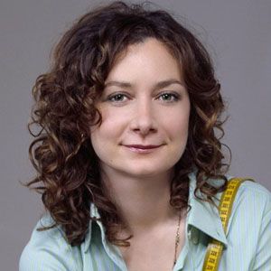 Sarah Gilbert.. The Big Bang Theory Sarah Gilbert, Sara Gilbert, Anna Faris, Media Bias, Family Holiday Photos, Chloe Sevigny, Lgbt Rights, The Big Bang Theory, Gay Marriage