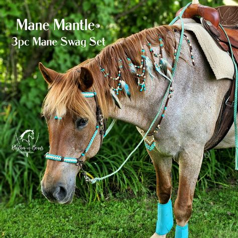 Unusual Horse, Horse Braiding, Horse's Neck, Horse Mane, Horse Accessories, Horse Diy, Mane N Tail, Horse Supplies, Bead Necklaces