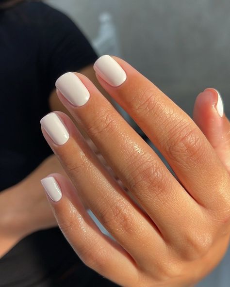 Gelish Nails Colors, Nails Colors Summer, Cream Nail Art, Milky Nails, Gelish Nails, Casual Nails, Nails Colors, Cream Nails, Cute Gel Nails