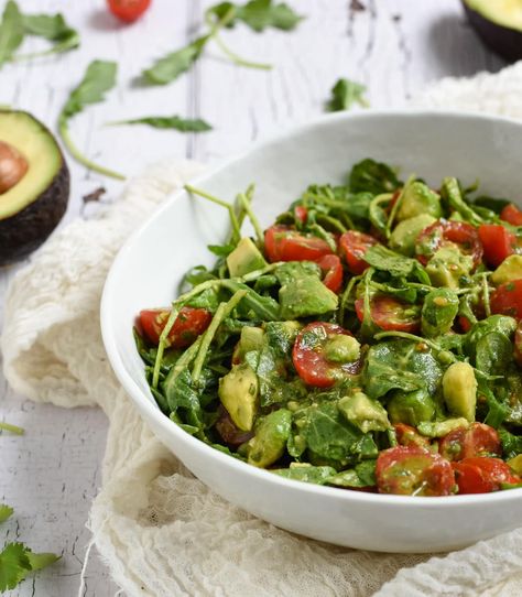 Cilantro Lime Salad https://feastingnotfasting.com/cilantro-lime-salad/ Cilantro Lime Salad, Lime Salad, Tomato Avocado, Avocado Tomato, Arugula Salad, Healthy Sides, Vegetarian Paleo, Keto Meals, Easy Dinners