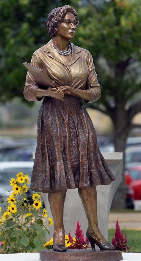 #SharetheLoveSaturday - Katherine Johnson, also known as the “human computer,” turned 100 years old on August 26th of this year. A statue was placed on the West Virginia State University campus in her honor. Read more here: https://www.wvgazettemail.com/news/katherine-johnson-immortalized-with-statue-on-wv-state-university-campus/article_faaaff7b-e452-5de5-8612-892a64a514bd.html #WestVirginia #ASWV #hearing #ears #communication #audiologyservicesofwv #blue #gold #family #friends #audiology Strange Sculptures, Virginia State University, Human Computer, Katherine Johnson, Egyptian Artifacts, Indian Art Gallery, Virginia State, Public Sculpture, Ad Astra