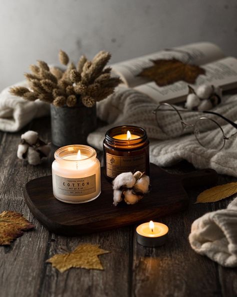 2,688 Likes, 20 Comments - FLATLAY • FOOD PHOTOGRAPHY (@margeriam) on Instagram: “Autumn is the time for comfort, for good food and warmth, for the touch of a friendly hand and for…” Candle Styling Photography, Draw A Candle, Candle Shoot, Candles Aesthetic Cozy, Candle Pics, Autumn Pics, Candle Photography Ideas, Candle Photoshoot, Candle Photography