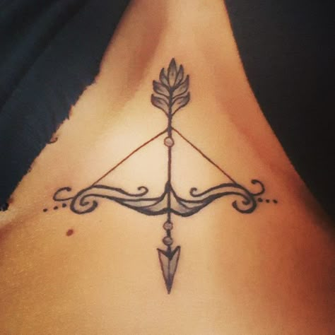 My newest tat! Bow and arrow for many reasons. Pain was a 7, some parts an 8. But I'm in love! #sternum #tattoo #bowandarrow #Sagittarius Bow Arrow Tattoos For Women, Arrow Tat, Bow Arrow Tattoos, Bow And Arrow Tattoo, Arrow Tattoos For Women, Wrist Henna, All Black Tattoos, Sagittarius Tattoo, Waist Tattoos