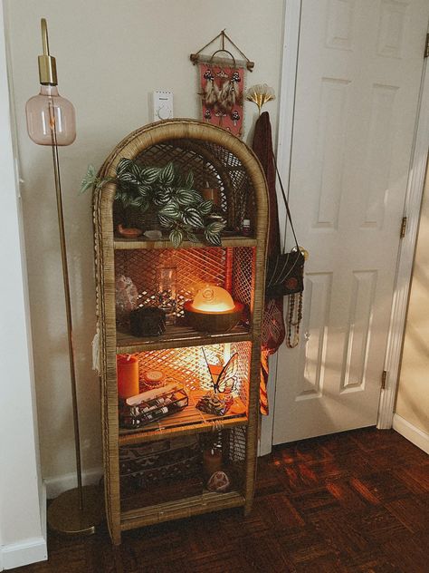 Wicker Bookshelf, Wicker Shelves, The Pink Palace, Rattan Shelf, Furniture Wardrobe, Design Inspiration Board, Cozy Summer, Healing Room, Wicker Shelf