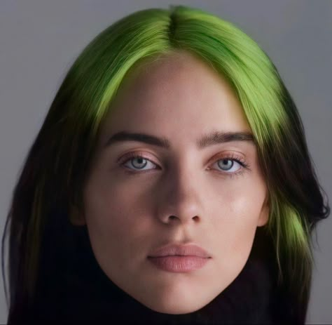 Green Roots Hair, Billie Eilish Pics, Green Roots, Billie Eilish Photos, Wallpaper Icon, Women In Music, Pitch Perfect, Charli Xcx, Ladies And Gentlemen