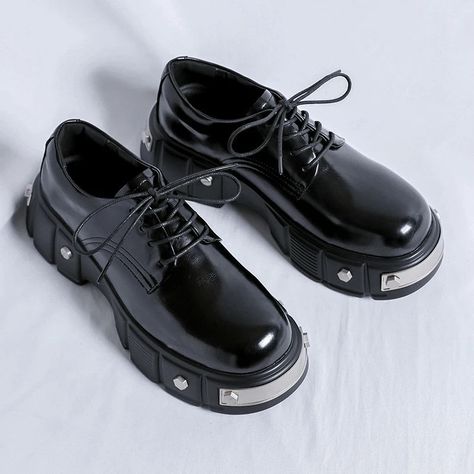 Chunky Leather Shoes, Punk Style Men, Chinese Shoes, Mens Business Shoes, Leather Shoe Laces, British Style Men, Mens Work Shoes, Male Shoes, Driving Shoes Men