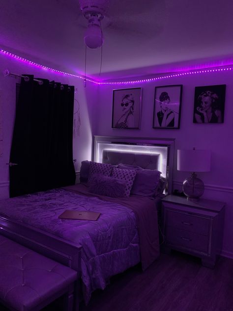 White Room With Led Lights, Room Ideas For Black Women, Bedroom Ideas For Black Women, Room Decor Bedroom Purple, Purple And White Room Ideas, L Bedroom Ideas, Baddie Bedroom Ideas For Small Rooms, Full Room Ideas, Chavvy Bedroom