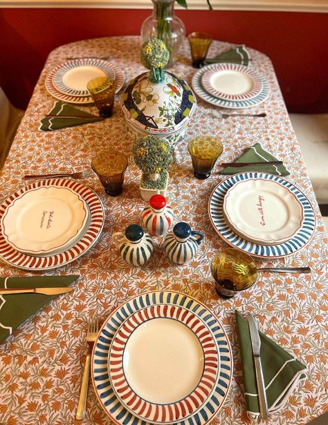 Hand painted by local artisans in Italy, these beautiful and unique 100% Italian and ceramic dining plates, work perfectly with Sveva Home's new “I Dine in Colour” Tableware line.Bring colour and happiness to your table with Sveva Home's capsule tableware collection designed by Sveva’s Home.Each set includes a minimum of: 6 Big and Main Dining Plates and 6 Small Dessert Plates.Dimensions: 29.5 cm and 21.5 cm Italian Table Setting, Italian Ceramic Plates, Italian Plates, Italian Pattern, Blue Desserts, Dining Plates, Happy Wife Happy Life, Patterned Plates, Small Desserts