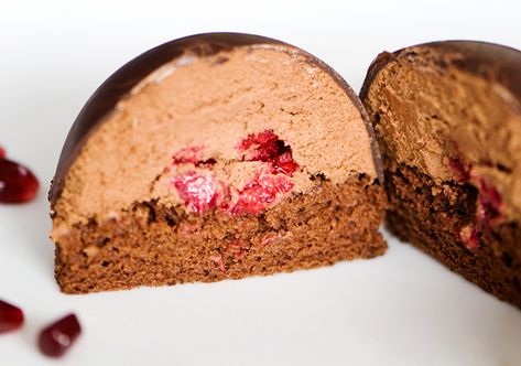 chocolate mousse bombes recipe | use real butter Mousse Au Chocolat Torte, Chocolate Dome, Mousse Dessert, Gourmet Desserts, Chocolate Mousse Cake, Mousse Recipes, Chocolate Bomb, Fancy Desserts, Mousse Cake