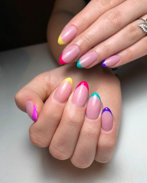 Multi Color Nails, Healthy Toenails, Nail Art Designs For Summer, Rainbow Nail Art Designs, Spring Manicure, Rainbow Nail Art, Rainbow Nail, Art Design Ideas, Abstract Nail Art