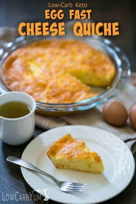 Make this crustless quiche recipe on the weekend to enjoy for a simple brunch. Or even better, use it for easy keto meals during the week! Egg Quiche Recipes, Egg Quiche, Egg Fast Diet, Low Carb Quiche, Egg And Grapefruit Diet, Keto Quiche, Keto Egg Fast, 1000 Calorie, Pastas Recipes